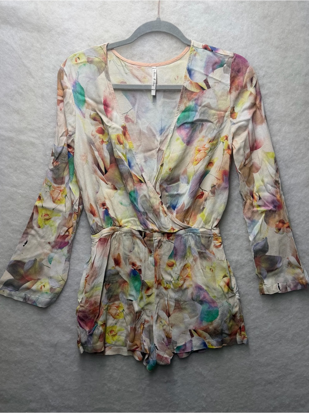 Willow & Clay Floral V-Neck Romper Long Bell Sleeve Watercolor Print Medium